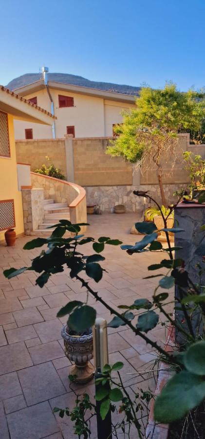 Villa Rosa Палермо Екстериор снимка